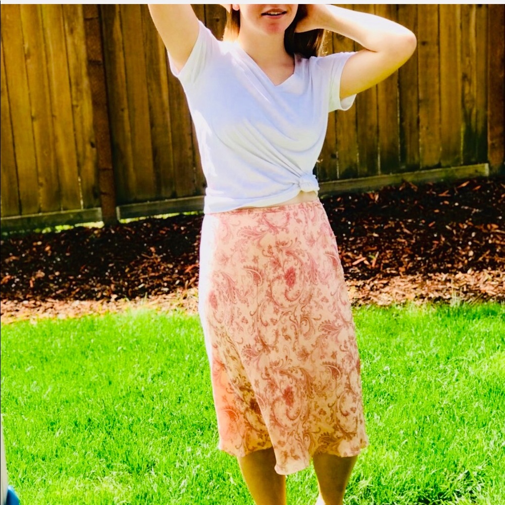 🌷🌷GRACE ELEMENTS Silk Career Midi Skirt🌷🌷
